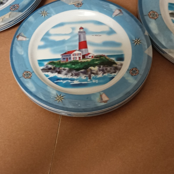 Meet your Posher, Jasmine - Picture 3 of 4